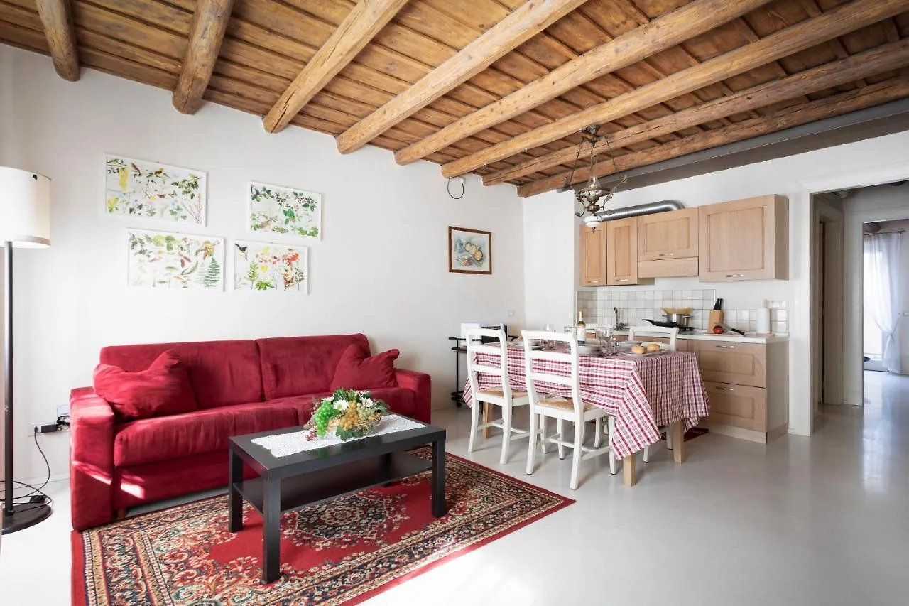 Corte Dei Soavi Suites - Apartments Soave