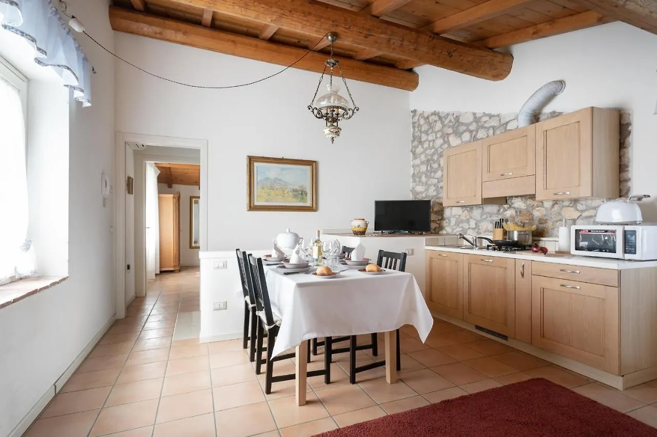 Corte Dei Soavi Suites - Apartments Soave