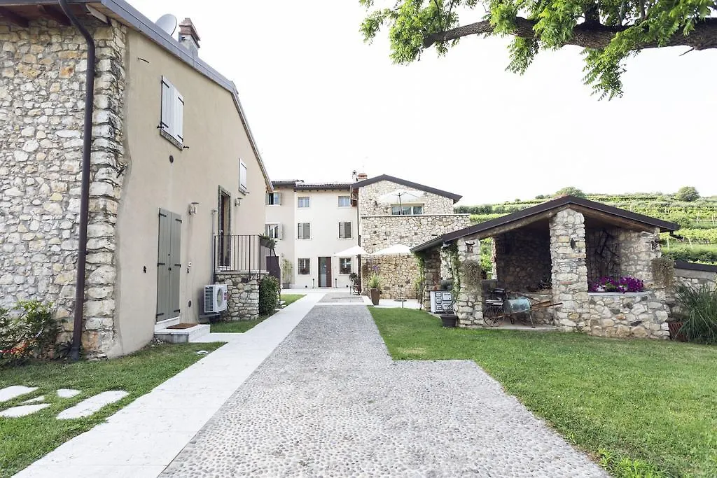 Corte Dei Soavi Suites - Apartments Soave  Italy