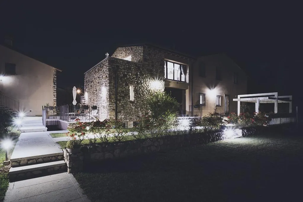 Corte Dei Soavi Suites - Apartments Soave